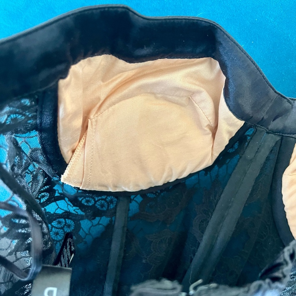 LA PERLA Eden Lace Bustier Strapless Corset Top with removable pads 36B NWT - Picture 14 of 16
